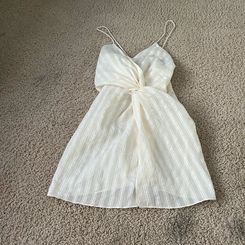 White and creamy Striped knot front long tunic tank cami never worn - Picture 3 of 6